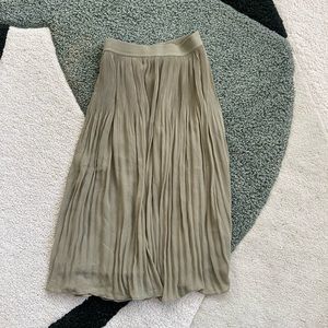 H&M pleated midi skirt